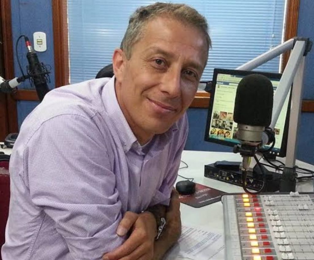 Edinho Barreto - Locutor de rádio - Grupo Enemidias - Rádio Caiobá